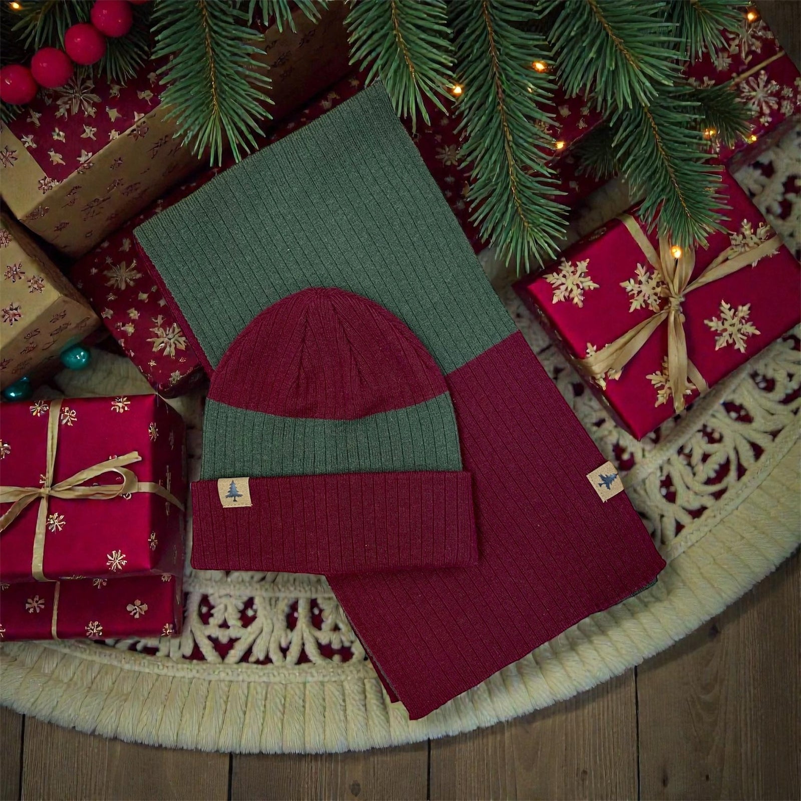 NEAF HLT Fine Merino Cuffed Beanie and Scarf Combo - Endurance Threads