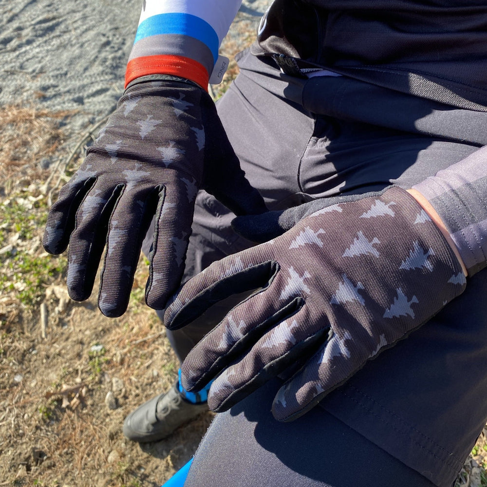 HLT Whitaker Gloves - Phantom - Endurance Threads